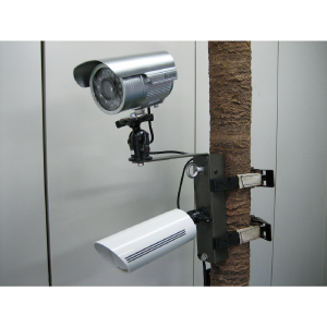 “i-PASS series” solar/battery-powered outdoor security cameras